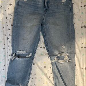 American Eagle Outfitters Light Blue Distressed Boyfriend Jeans